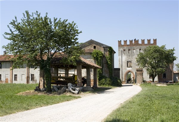 Cascina Castello
