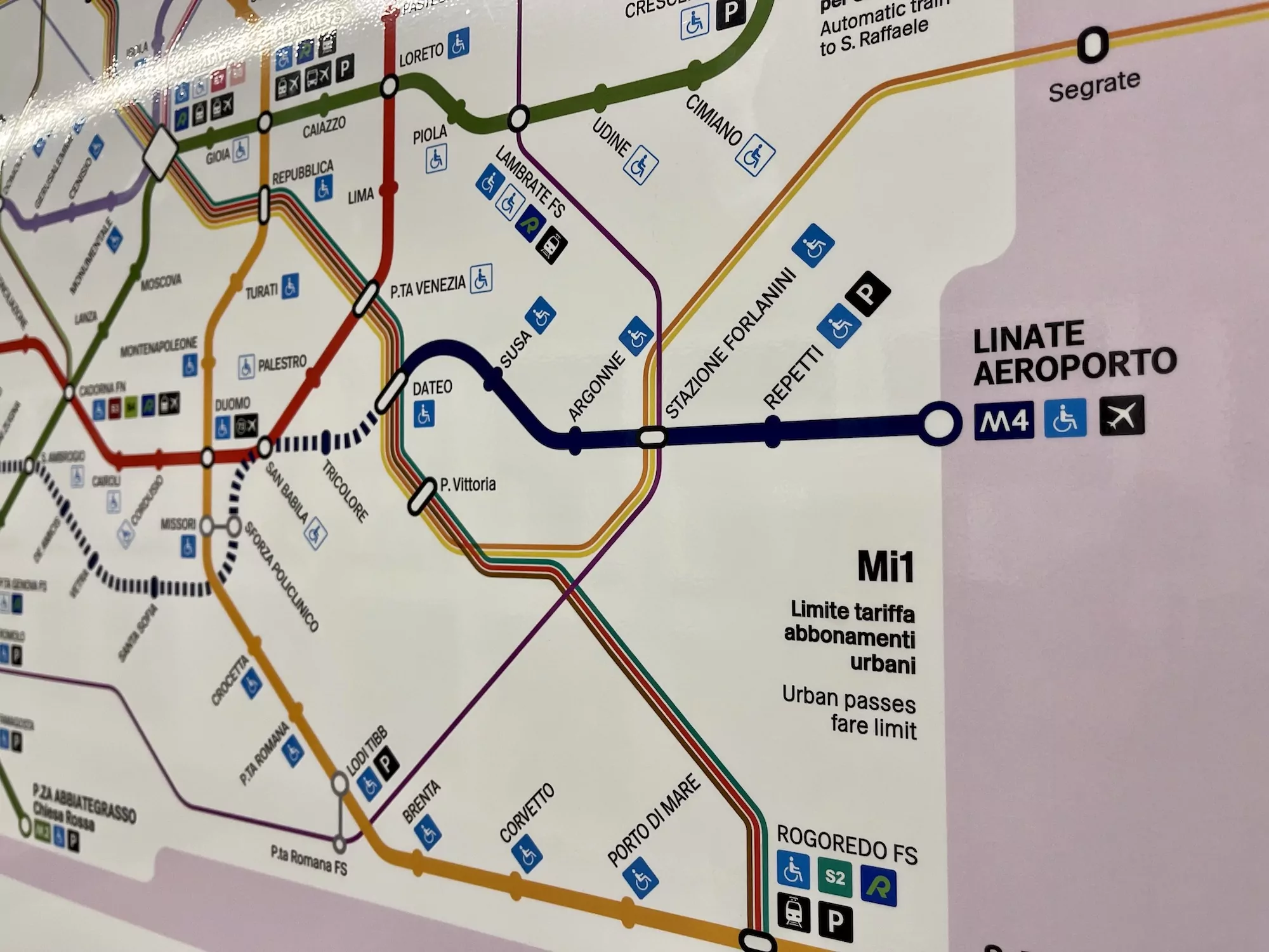 Cycle path closed between M4 Linate and Idroscalo roundabout