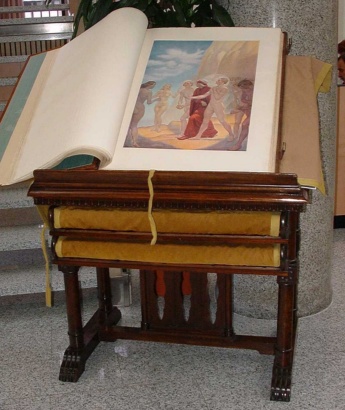 Leggio con Divina Commedia
