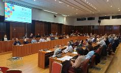 Il convegno nella Sala del Consiglio di Palazzo Isimbardi Il convegno nella Sala del Consiglio di Palazzo Isimbardi