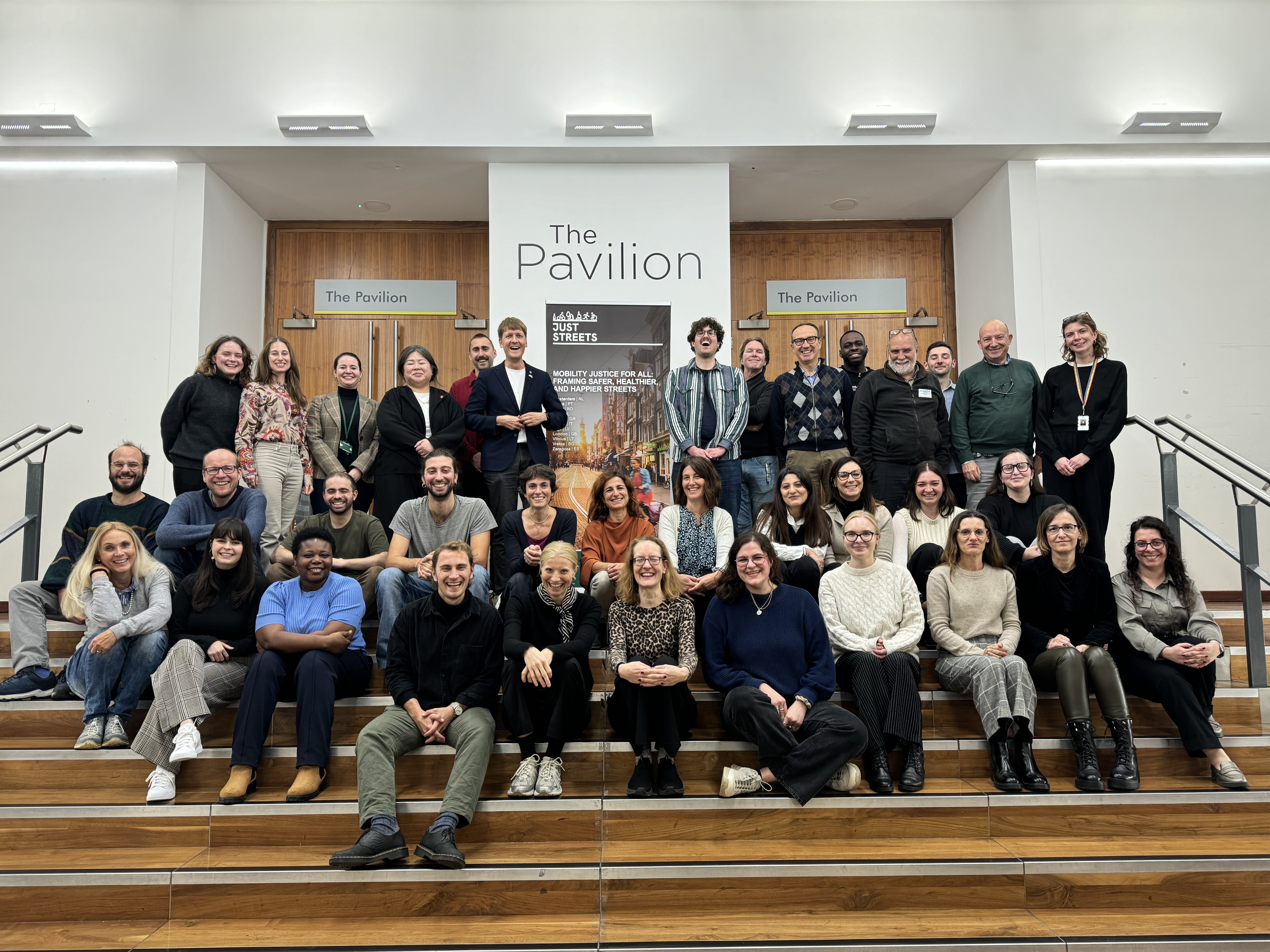 JUSTSTREETSFOTODIGRUPPO. JUSTSTREETSFOTODIGRUPPO.