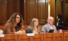 Daniela Caputo consigliera di CMM, la giornalista Maria Chiara Voci (Sole24Ore), il presidente di Assimpredil Ance Giovanni Deleo Daniela Caputo consigliera di CMM, la giornalista Maria Chiara Voci (Sole24Ore), il presidente di Assimpredil Ance Giovanni Deleo