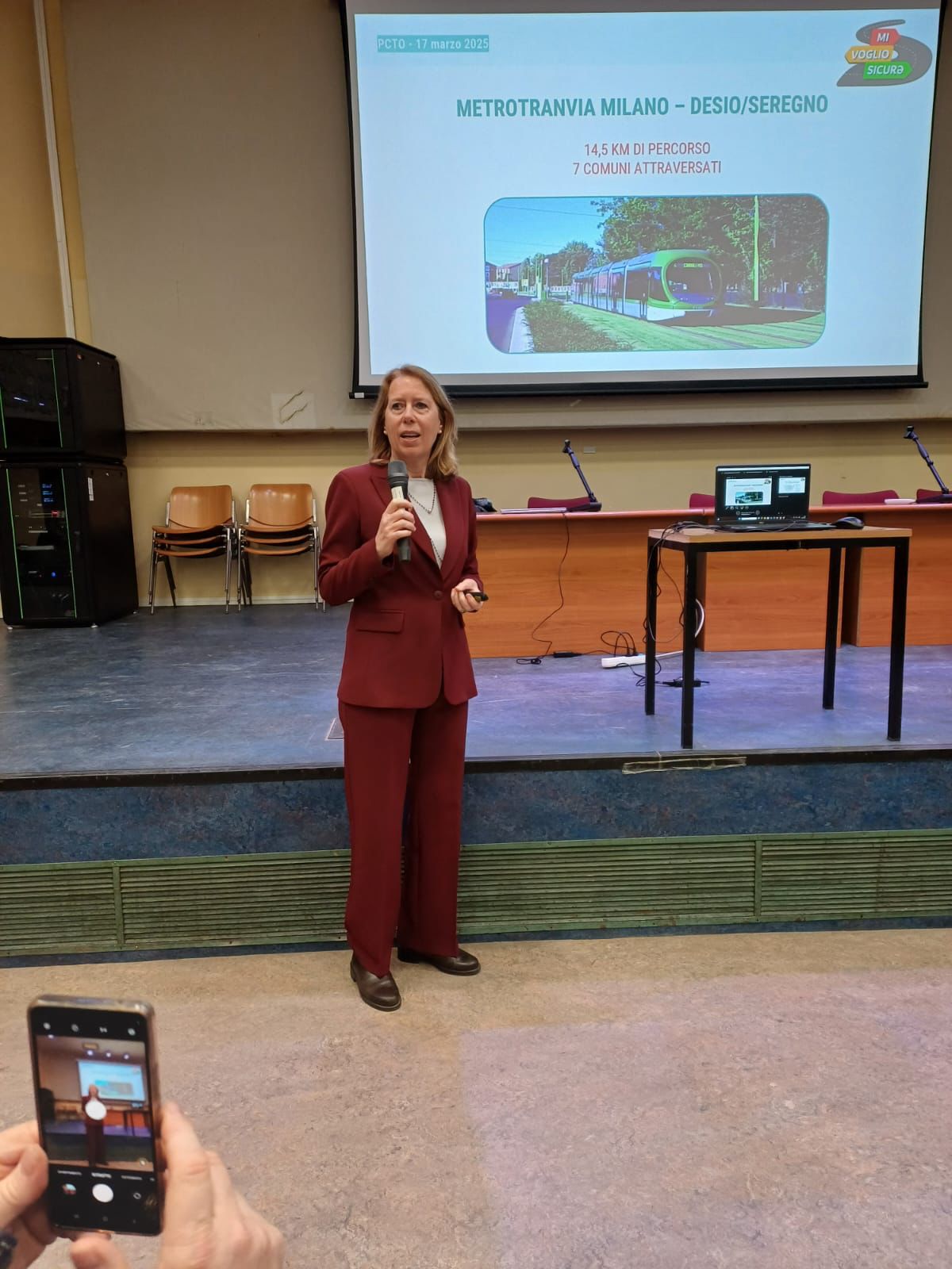 WhatsApp Image 2025-03-18 at 09.19.47 WhatsApp Image 2025-03-18 at 09.19.47